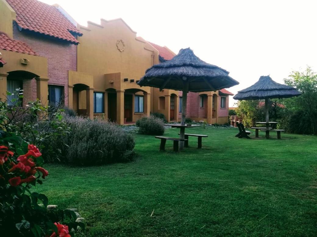 Barranca Del Indio Aparthotel Villa de Merlo ภายนอก รูปภาพ